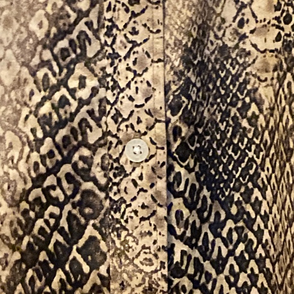 Lauren by Ralph Lauren, Petite Large, Snake Print, Button Down, Collar Shirt - Picture 6 of 16